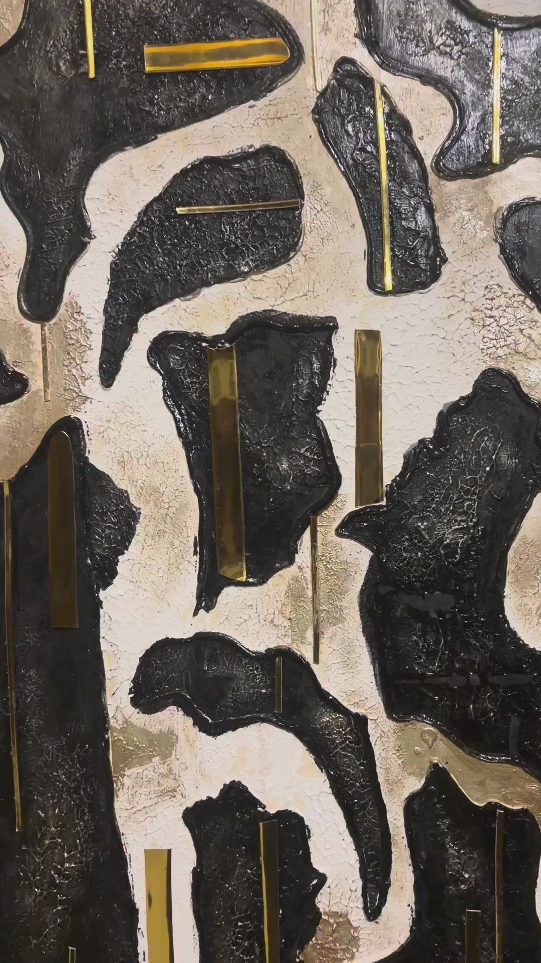 Textured Black & Gold Canvas Wall Art – Modern 3D Abstract Painting